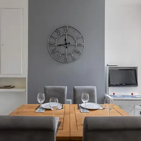 Coastal Escape Close To North Bay- Pet Friendly *