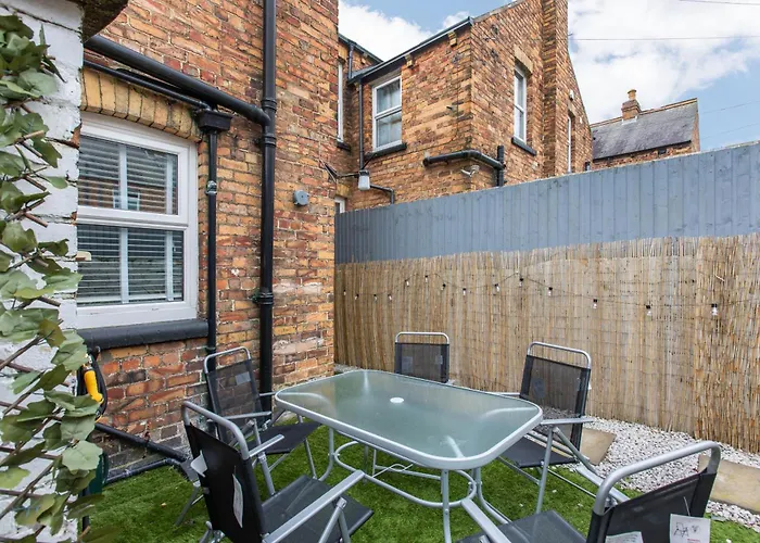 Coastal Escape Close To North Bay- Pet Friendly