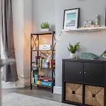 Ferienhaus Coastal Escape Close To North Bay- Pet Friendly *