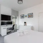 Ferienhaus Coastal Escape Close To North Bay- Pet Friendly *